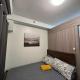 Entire 1 BR condo unit with balcony at MOA complex, Manille - Photo 5
