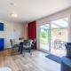 Welcome in - Chalet Bosdier, Camping de Duinhoeve Burgh-Haamstede, Burgh Haamstede (foto 4)