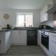 The Haven – Modern 4-Bed Home with Garden Cardiff - Foto 3