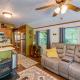 Hike, Swim, Ski and More Pet-Friendly Newland Home! - Foto 4