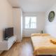 2BR Getaway w Balcony & Fast WiFi, Near Tram, Vienna - Foto 6