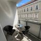 Private 1BR Value Stay w Kitchenette and Walk to Tram, Wien - Foto 9