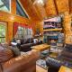 Cozy Cabin with Hot Tub, Game Room, and Pool Table Pigeon Forge - Fotografie 2
