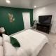 The Miami Tropic Suite - Private Stay with Free Parking in the Heart of Miami - Foto 9