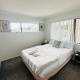 Deluxe Beauty House near Auckland Airport and City, Окленд - Фото 4