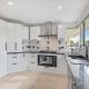 Stunning Sea View Home Very near to AKL Airport, Окленд - Фото 10