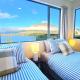Panoramic, 180 Degree Lake and Mountain Views from Every Room! Central Queenstown - Photo 4