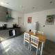 Private Derby Studio with Shared Kitchen # 2 - Fotografie 4
