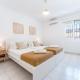 VB Villa Coto 7BR w Pool & Views, Santa Fe de los Boliches (fotografie 9)