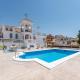 VB Villa Coto 7BR w Pool & Views, Santa Fe de los Boliches (fotografie 3)