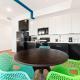 Chic Studio with Stunning DTLA Views, Walk to Metro, Los Angeles - Foto 3