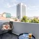 2BR Gem with Breathtaking Views & Balcony Bliss Bucharest - Photo 7