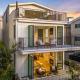 Beach Paradise - Stunning 3-Story in Long Beach, Long Beach (foto 2)