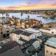 Beach Paradise - Stunning 3-Story in Long Beach, Long Beach (foto 4)