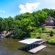 Boondock Bliss - Lakefront with Private Dock Sleeps 15, Санрайз-Бич (фото 4)