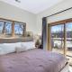 Big Bear Bungalow - Stay Waterfront to Lake of the Ozark, Sunrise Beach (foto 4)