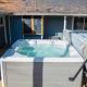 White Oak Landing - Spacious 6 BDR with Boat Slip, Sunrise Beach (foto 2)
