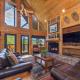 Cabin with Hot Tub Theater & Views - Sleeps 22, Sevierville - Fotografie 5