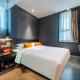 Family & Friends Designer Suites -Near Xi'an Drum Tower and Yongning Gate -Free Laundry Luggage Storage -Freshly Ground Coffee -24H Front Desk -We speak English!, Si-an (fotografie 9)