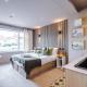 Stylish 1BR Studio with Luxury Finishes Llandudno - Fotografie 4