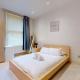 Superb 2Bed Flat Right Beside Earl's Court Station, Londyn - Zdjęcie 3
