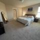 Modern & Comfy 4-Bedroom Home with King Bed, Workspace, & Fast Wi-Fi, Princeton (fotografie 6)