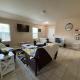 Modern & Comfy 4-Bedroom Home with King Bed, Workspace, & Fast Wi-Fi, Princeton (fotografie 2)
