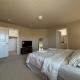 Modern & Comfy 4-Bedroom Home with King Bed, Workspace, & Fast Wi-Fi, Princeton (fotografie 7)