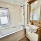 Luxury Lodge at Parkdean Camber Sands Resort, Camber (fotografie 6)