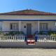 Casa do Vale, Arrabal