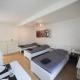 Monteurwohnung-mit-Terrasse-fuer-7-Personen-WLAN-TV-Kueche-Ahrensburg-Naehe-Hamburg-OD06c, Ahrensburg