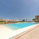 GuestReady - Sunny comfort with a balcony and pool
