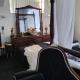 The Luxurious Manor - Very Large Bedroom with Private Ensuite, Окленд - Фото 4