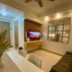 The Nuebe Chalet near SM Moa Pasay City, Manila - Fotografie 7