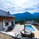 Chalet de montagne, Piscine avec vue et bain nordique
