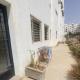 Modern 2BR Apt RDC Fast Wi-Fi, Cite Adrar - Foto 2