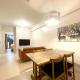 2BR @ The Redwoods near SM Fairview w Free Parking, Manila - Foto 1