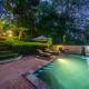Jungle River Villa for 10 - Pool, Yoga, Tubing Near Ubud - Fotografie 1