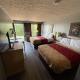 Lakeview Inn, Reeds Spring (photo 10)