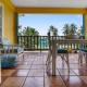 Yellow Beach House Unit B - 2 min walk from the Beach, Aguada (foto 6)