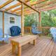 Dog-Friendly Home with Pool Access Near Oak Island!, Bolivia (zdjęcie 2)