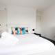 Central Bath Getaway with WiFi, Bath - Foto 3