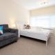 Chic 1-Bed in Bath City Center, Bath - Photo 2