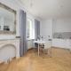 Stylish One Bedroom Apartment in Warsaw with Balcony by Noclegi Renters, Varšava - Fotografie 2