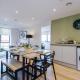 High End 2 Bedroom with Parking and City Access