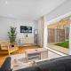 Modern 4 Bedroom Townhouse - Garden - High Speed WiFi - Netflix 17SL