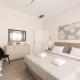 Historic Plaka's Deluxe Apartment, Athen - Foto 8