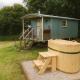 1 Bed Shepherds Hut - Sleeps 2 -Wood Fired Hot Tub, Charlton Musgrove (fotografie 2)