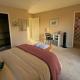 Master Suite with Private Bath 15 min from beach, Hilo - Photo 4