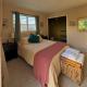 Master Suite with Private Bath 15 min from beach, Hilo - Photo 1